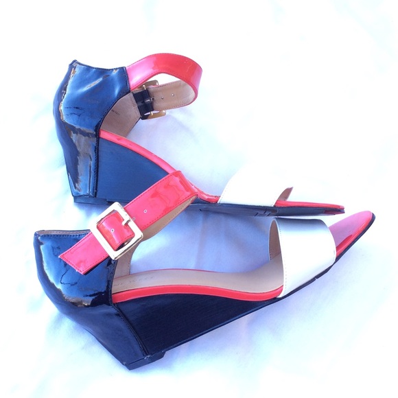 NWOT Nine West Play It Cool wedge heel sandals - Picture 3 of 10